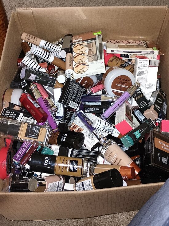 COVERGIRL Other - NEW Covergirl Makeup Assortment Mystery box SRP $80.00+